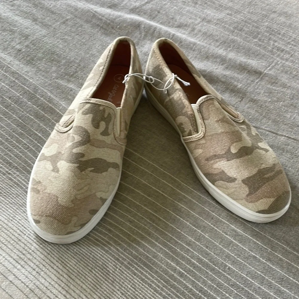 Slip on shoes